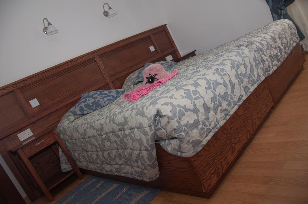 Club Salina Wharf Aparthotel Qawra Room photo