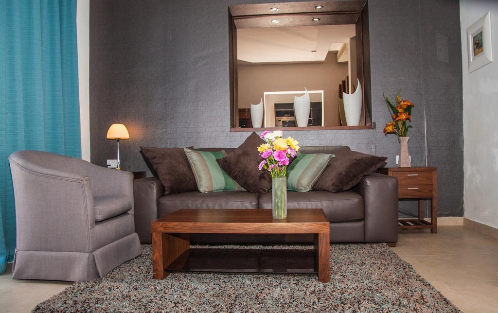Club Salina Wharf Aparthotel Qawra Room photo