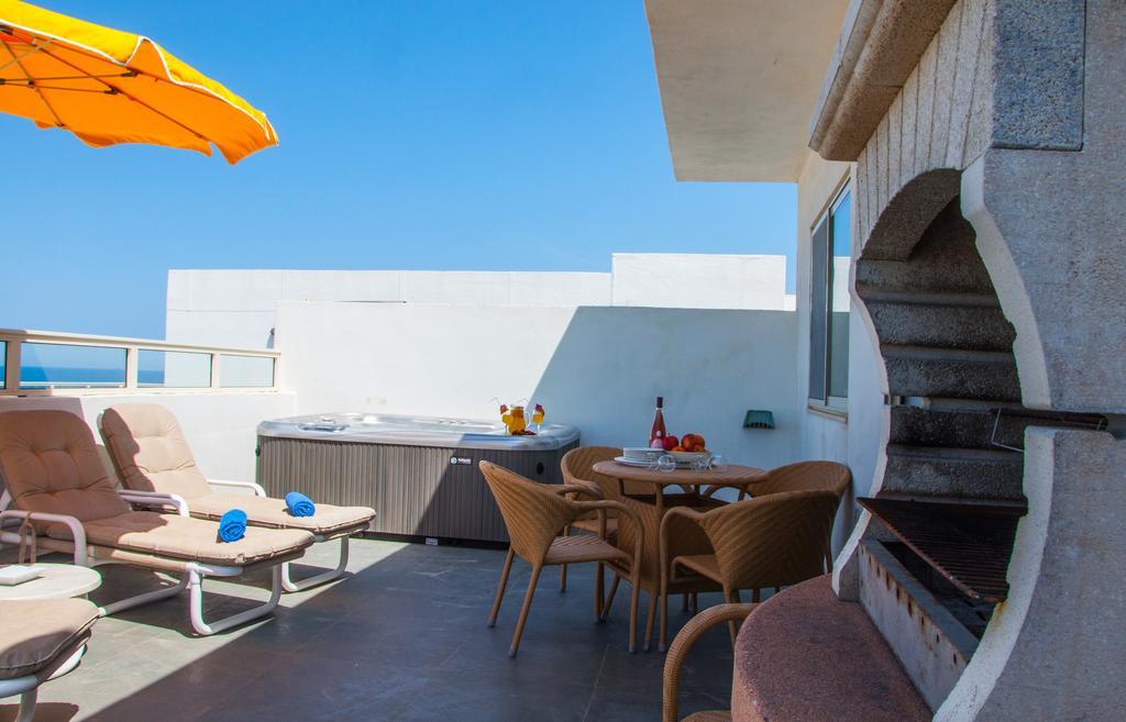 Club Salina Wharf Aparthotel Qawra Room photo
