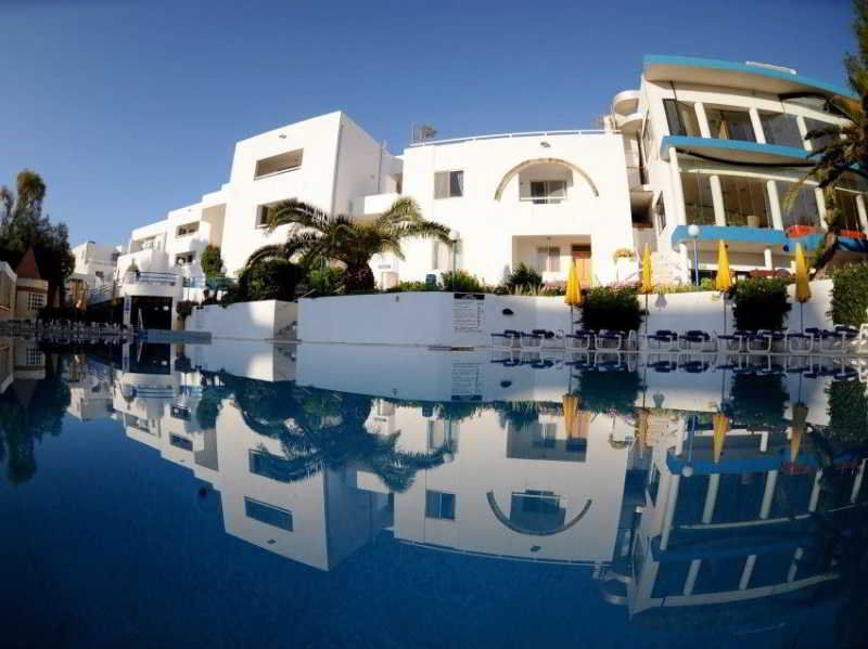 Club Salina Wharf Aparthotel Qawra Exterior photo
